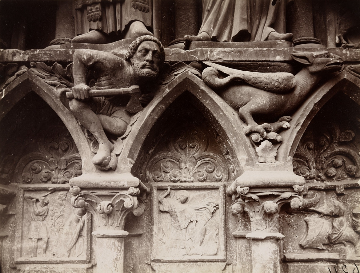 Eugène Atget. Notre-Dame (portail), detail. 1921–22