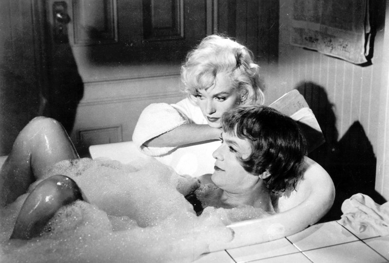 Some Like It Hot. 1959. USA. Directed by Billy Wilder. Courtesy United Artists/Photofest