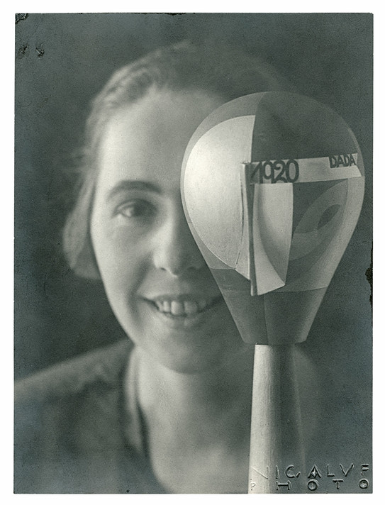 Fig. 1: Nic. Aluf. Sophie Taeuber with her Dada Head. 1920